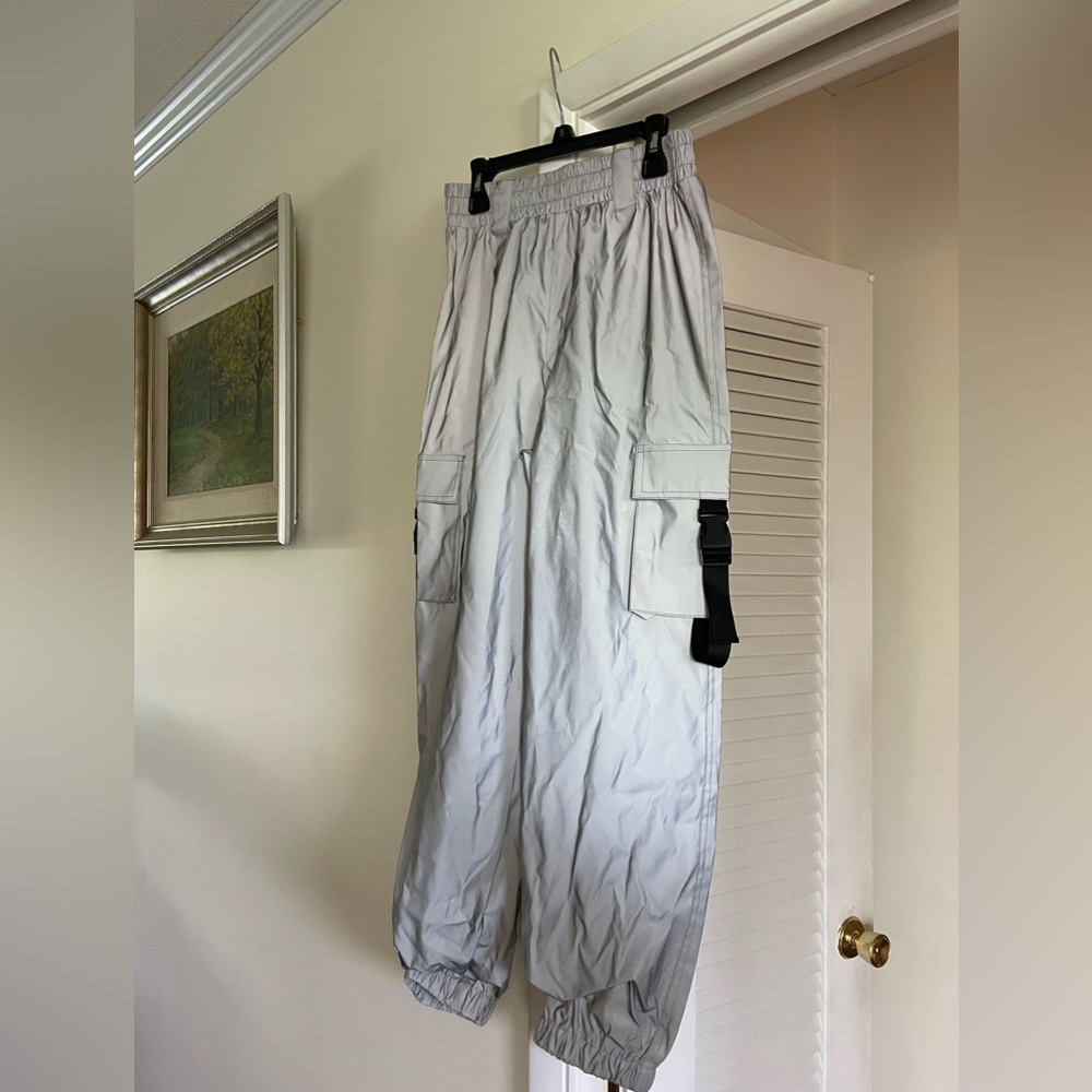 reflective metallic cargo pants forever 21